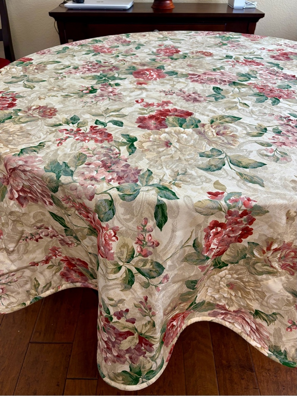 Floral Jacquard Round Tablecloth in Cream, Green and Pink